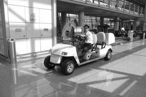 blog-airport-golf-cart