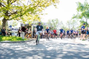 Tour de Victory 2019 start - Davis Phinney Foundation