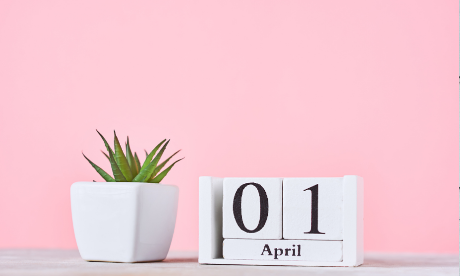 wooden calendar blocks april 1