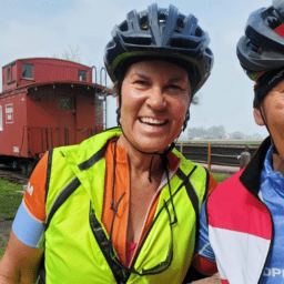 Ellen Norberg and Kevin Kwok participate in Tour de Victory for Parkinson's
